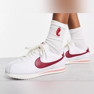 Nike Cortez Size 9 White & Maroon